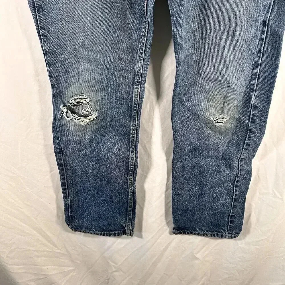 Levis 505 Men's 36 X 32 Medium Wash Distressed Denim 100% Cotton Button